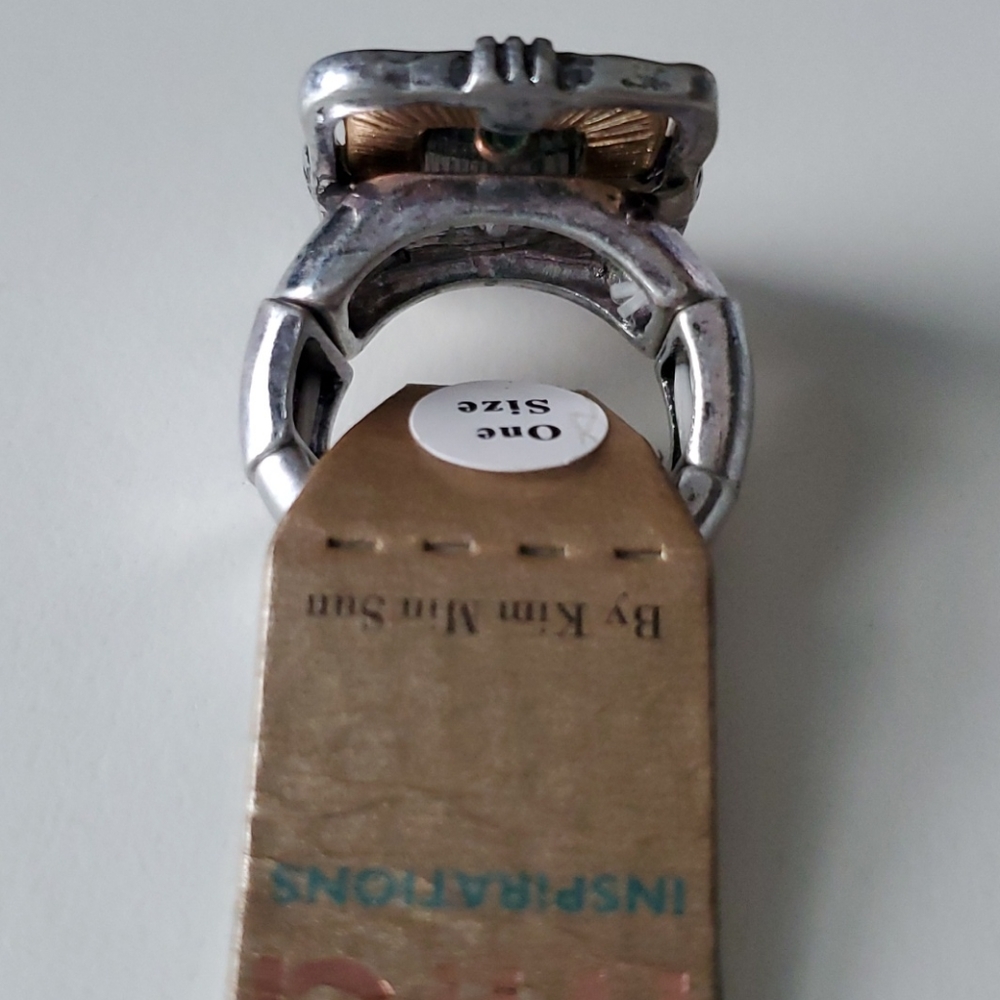 Ring - Picture 2 of 3